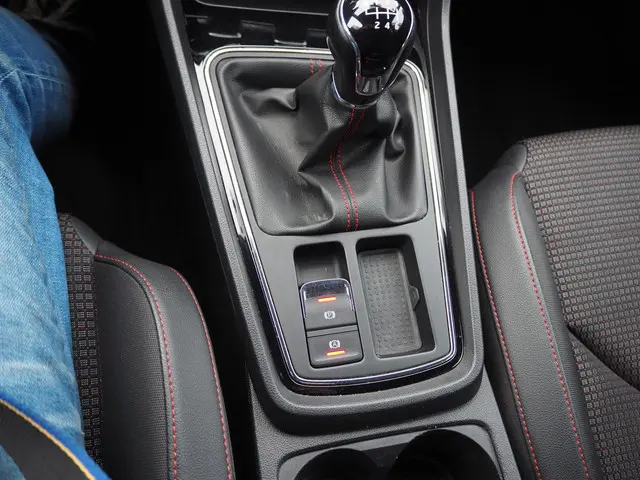 SEAT Leon Sportstourer ST 1.4 EcoTSI FR 2017 Benzine 14