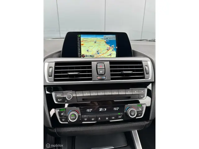 BMW 1 Serie 118i Executive VERKOCHT! 2017 Benzine 15