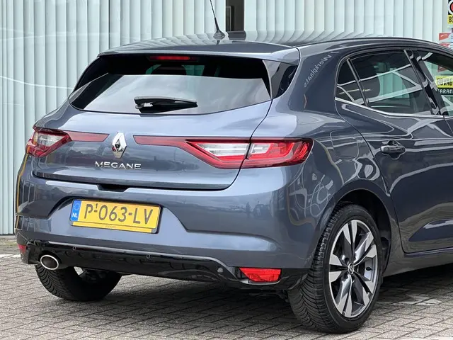 Renault Mégane 1.3 TCe 140 EDC Intens 2020 Benzine 28