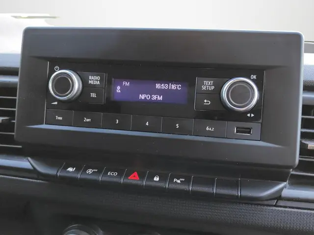 Renault Trafic Blue dCi 110 L2H1 Komfort 2022 Diesel 16