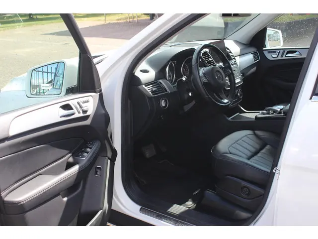 Mercedes-Benz GLE 500 e 4MATIC 2016 Hybride Benzine 14