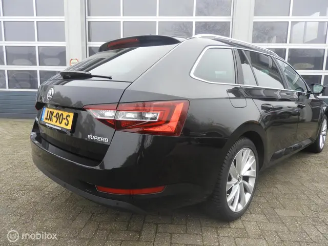 Škoda Superb Combi 1.8 TSI Business 2016 Benzine 7