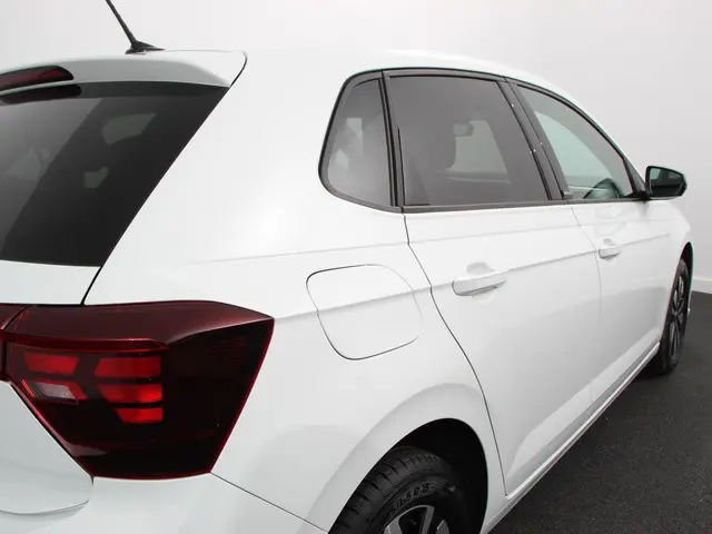 Volkswagen Polo 1.0 TSI Move 2024 Benzine 32