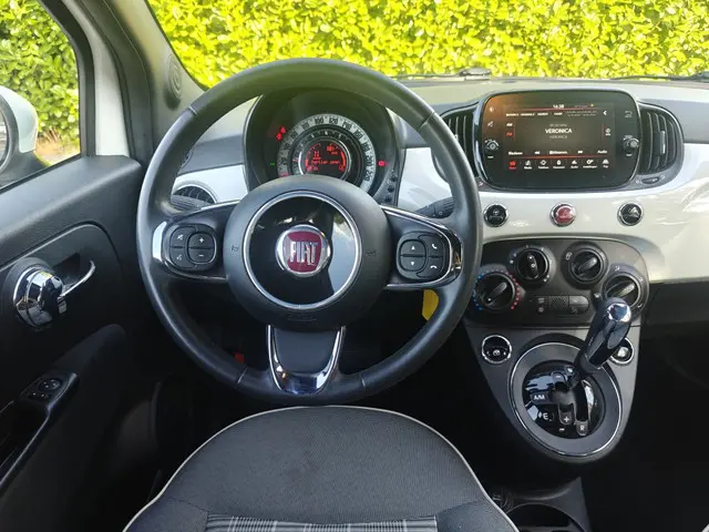 Fiat 500 1.2 Lounge automaat 2020 Benzine 11