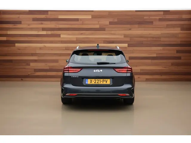 Kia Ceed Sportswagon 1.0 T-GDi DynamicLine 2024 Benzine 4