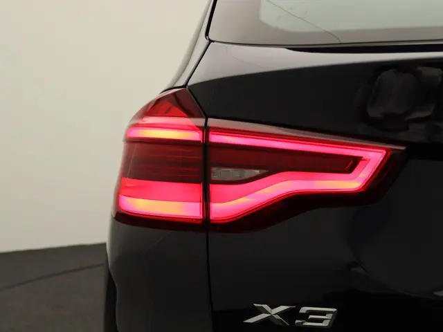 BMW X3 xDrive30e 2020 Hybride Benzine 10