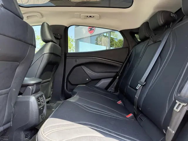Ford Mustang Mach-E Aut. 98kWh Extended 2021 Elektrisch 16