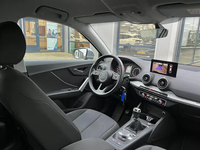 Audi Q2 30 TFSI Business Edition 2021 Benzine 4