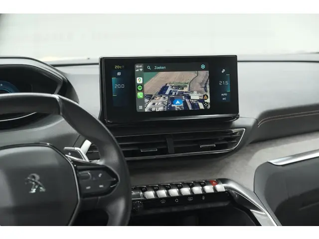 Peugeot 3008 HYbrid4 300 GT 2023 Hybride Benzine 73