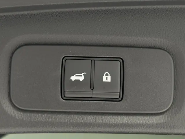 Nissan QASHQAI 1.3 MHEV Xtronic Tekna Plus 2025 Benzine 29