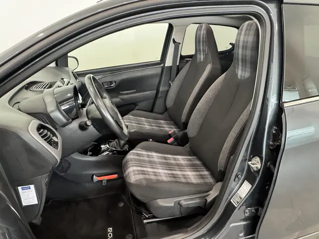 Peugeot 108 1.0 e-VTi Allure TOP! 2019 Benzine 8