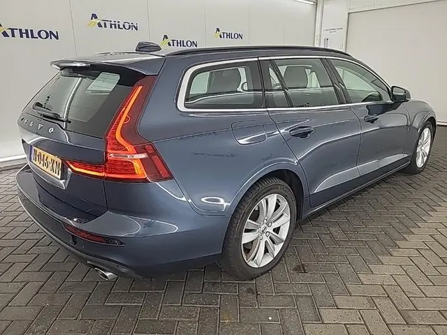 Volvo V60 2