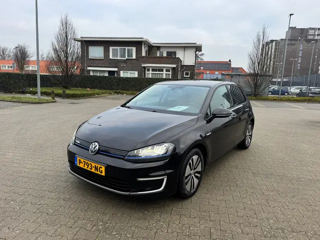 Volkswagen e-Golf E-Golf 2015 Elektrisch 18