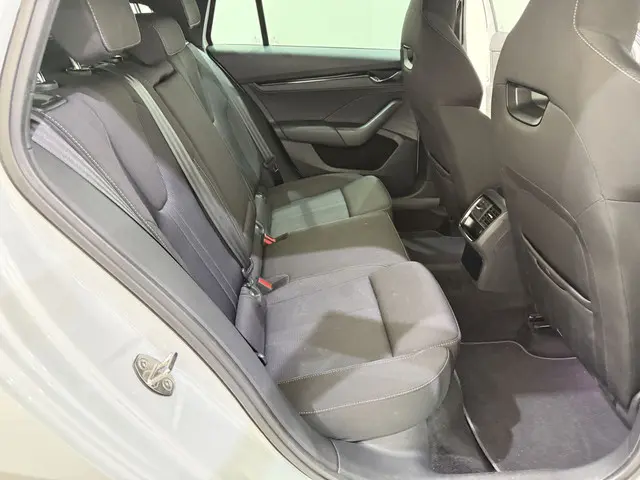 Škoda Octavia Combi 1.0 TSI MHEV Sport Aut7 2021 Benzine 26