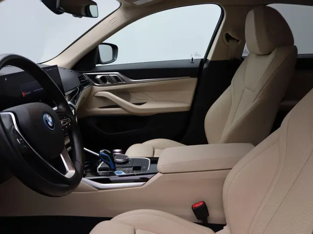 BMW i4 eDrive40 84 kWh 2022 Elektrisch 10