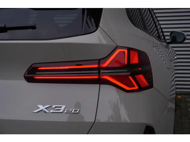 BMW X3 20 xDrive 2025 Benzine 26