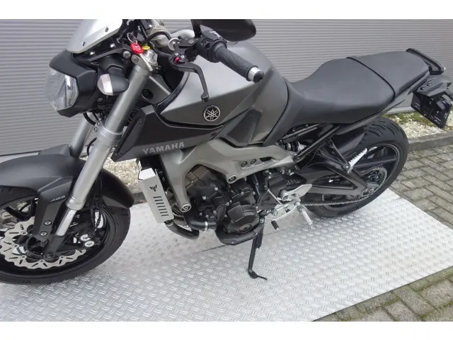Yamaha MT 09 ABS 2014 Benzine 18