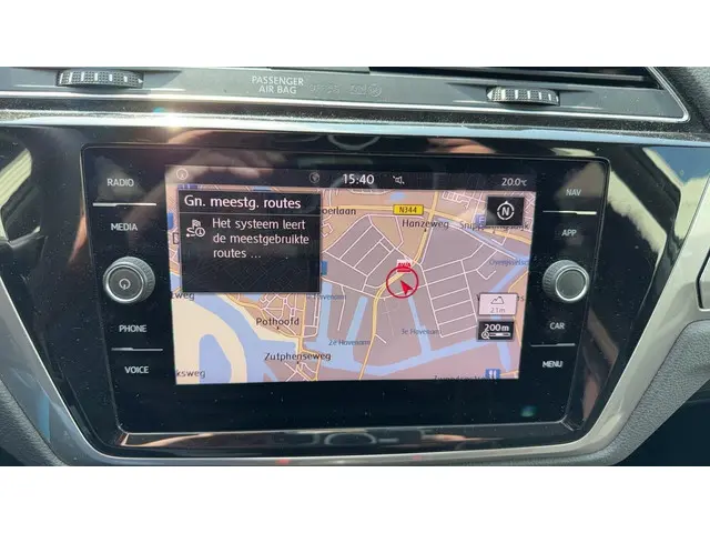 Volkswagen Touran 1.2 TSI Comfortline 7p 2018 Benzine 10