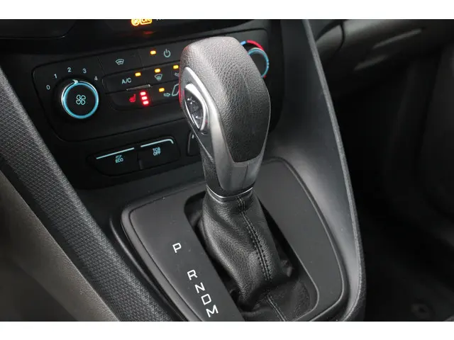 Ford Transit Connect 1.5 EcoBlue L2 Trend 2023 Diesel 19