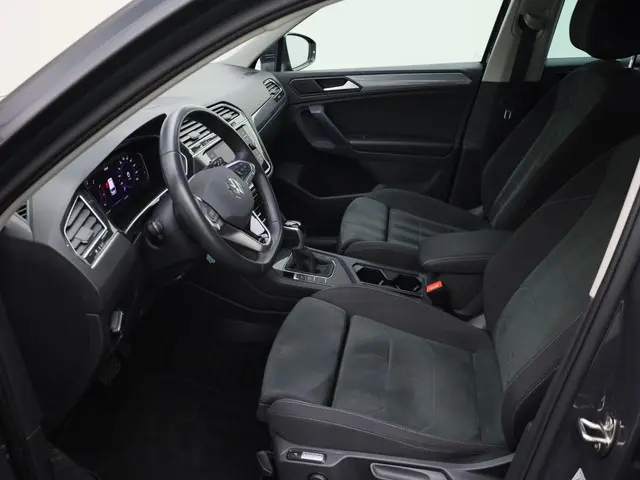 Volkswagen Tiguan 1.5TSI/150PK Life DSG 2022 Benzine 16