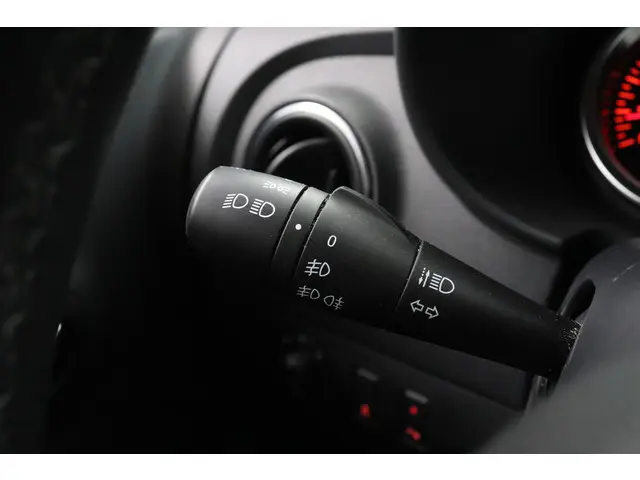 Dacia Dokker 1.3 TCe 130 Stepway 2020 Benzine 33