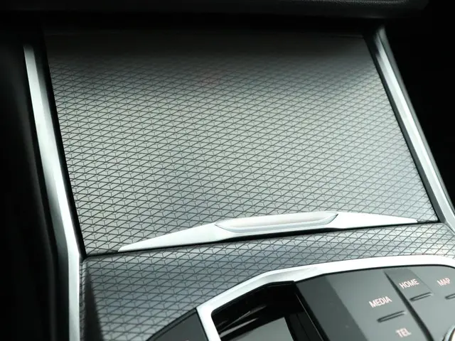 BMW 3 Serie Touring 330e xDrive 2025 Hybride Benzine 59