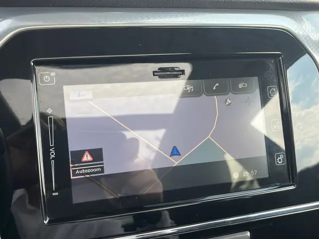 Suzuki Vitara 1.6 High Executive 2018 Benzine 16