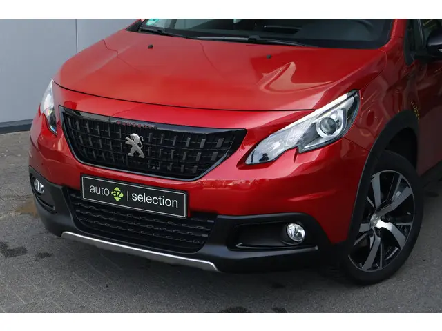 Peugeot 2008 1.2 PureTech GT-line 2018 Benzine 3