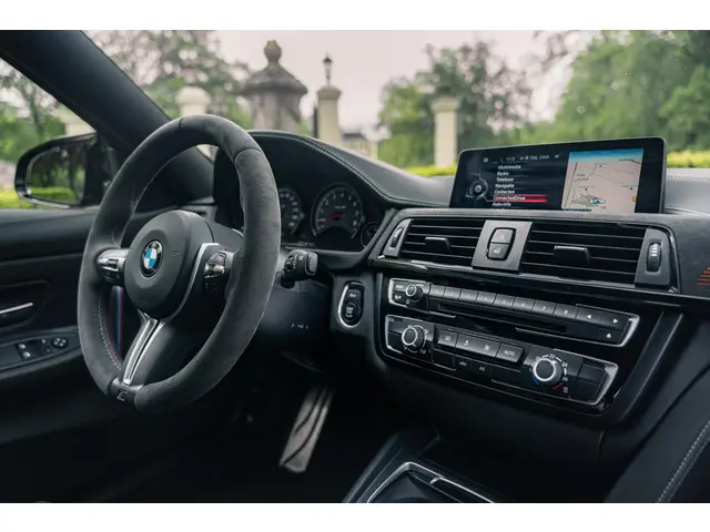 BMW M4 4-serie Coupé GTS 2016 Benzine 27