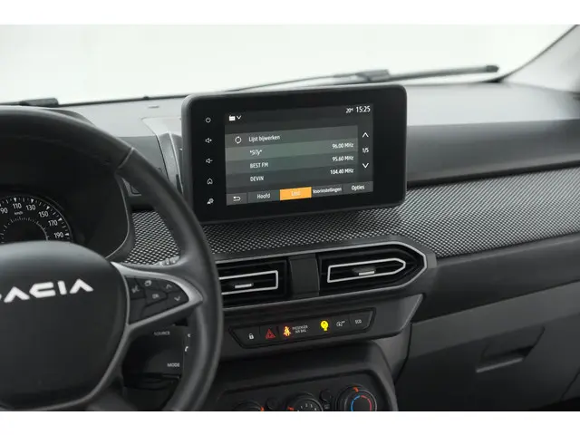 Dacia Sandero TCe 90 CVT Expression 2024 Benzine 40