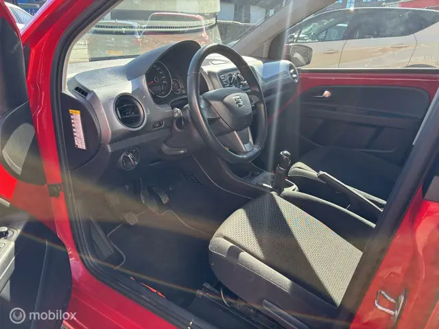 SEAT Mii 1.0 Sport Dynamic 2014 Benzine 11