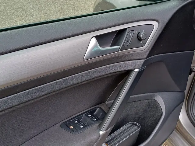 Volkswagen Golf 1.0 TSI Connected Series 2016 Benzine 24