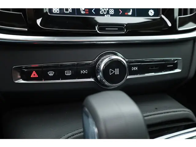 Volvo S90 2.0 T8 AWD Plus Dark 2025 Hybride Benzine 28