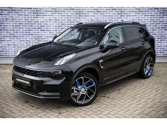 Lynk & Co 01 1.5 Plug-in Hybride 2022 Hybride Benzine 15