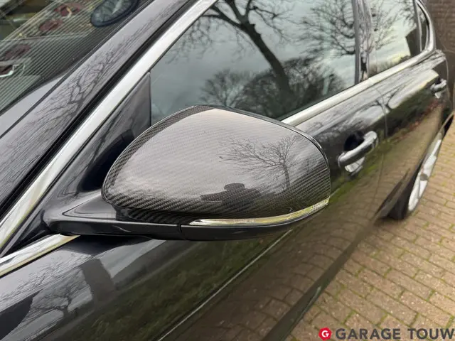 Jaguar XF 3.0 V6 SC 340PK 2014 Benzine 10