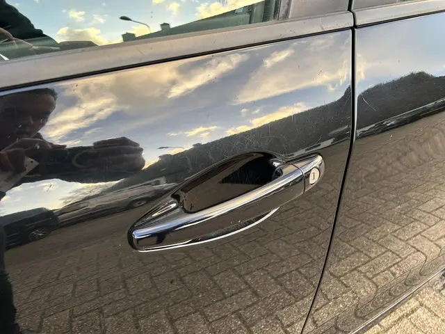 Peugeot 208 1.2 Airco en parkeerhulp 2018 Benzine 29