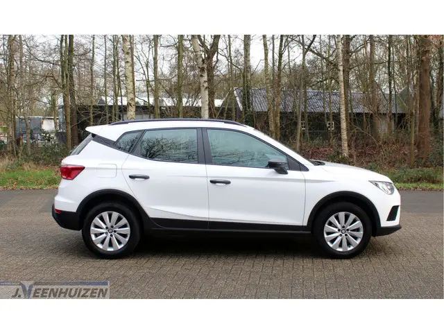 SEAT Arona 1.0 TSI Reference 2018 Benzine 8