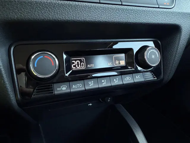 Škoda Fabia Combi 1.0 TSI Clever 2018 Benzine 26