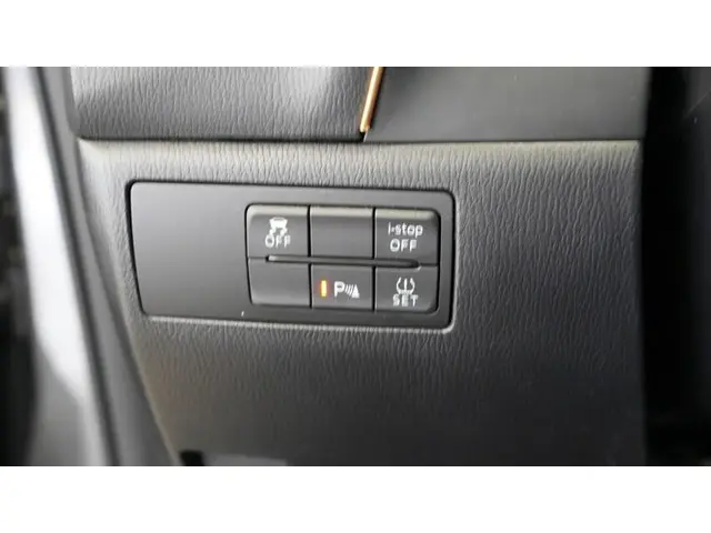 Mazda 3 2.0 SkyActiv-G 120 TS 2017 Benzine 9