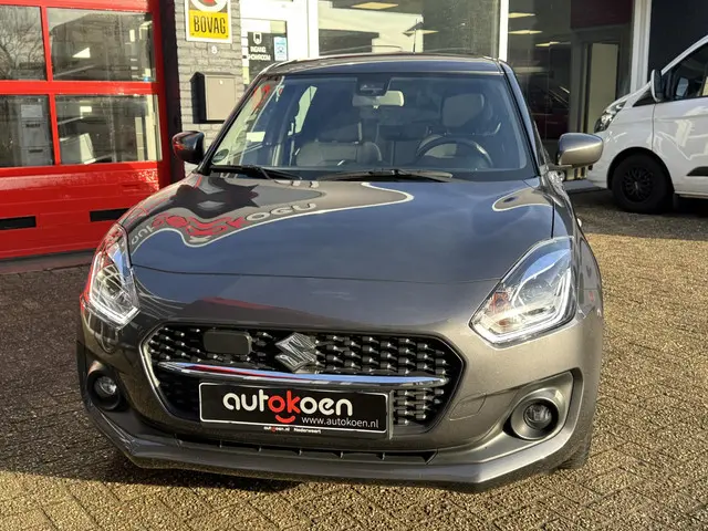 Suzuki Swift 1.2 Select Smart Hybrid 2023 Benzine 11