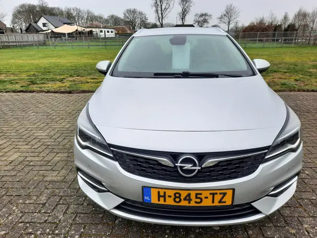 Opel Astra Sports Tourer 1.2 Launch Edition 2020 Benzine 2