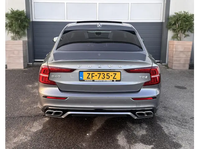 Volvo S60 2.0 T5 Intro Edition 2019 Benzine 6