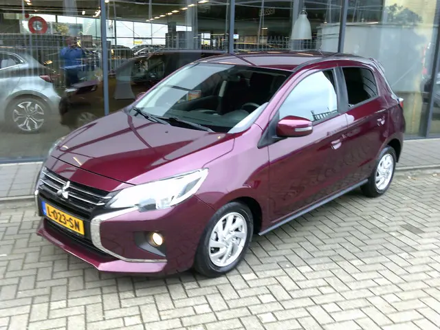 Mitsubishi Space Star 1.2 Nova | 18.312 KM !! 2021 Benzine 4