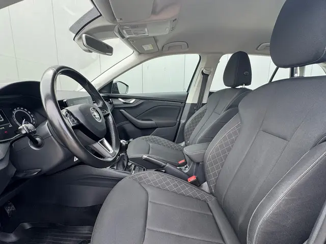 Škoda Scala 1.0 TSI * Cruise * PDC * Trekhaak * 2020 Benzine 9