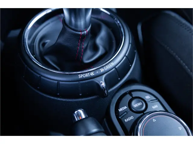 MINI Cooper S Mini Chili Serious Business 2015 Benzine 14