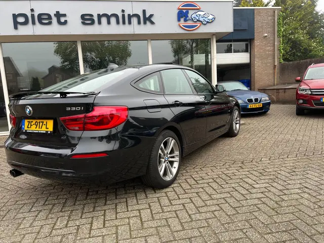 BMW 3 Serie GT 330i High Executive 2019 Benzine 27