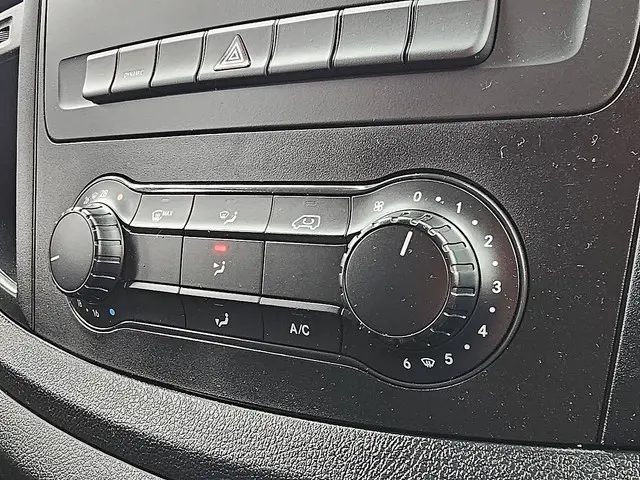 Mercedes-Benz eVito 112 2022 Elektrisch 10