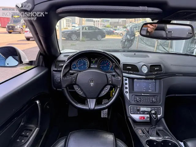 Maserati GranCabrio 4.7 Sport 2014 Benzine 9