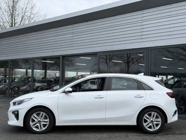 Kia Ceed 1.0 T-GDi DynamicLine 2020 Benzine 6