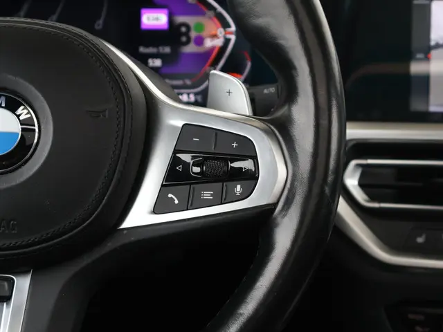 BMW 3 Serie Touring 330i High Executive 2021 Benzine 19